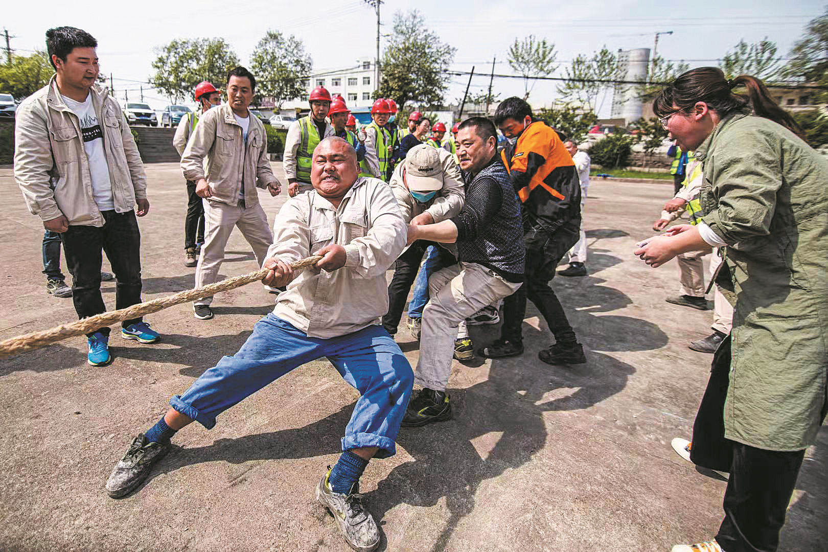 6686在线登录官网入口中磷拔河比赛_副本.jpg
